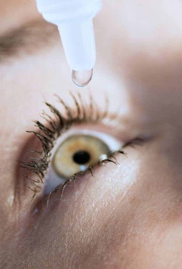 قطرات العيون يجب أن تصرف تحت استشارة طبيب