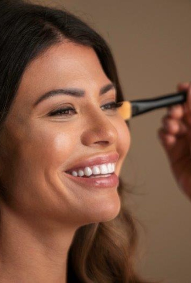 Max Factor Radiant Lift