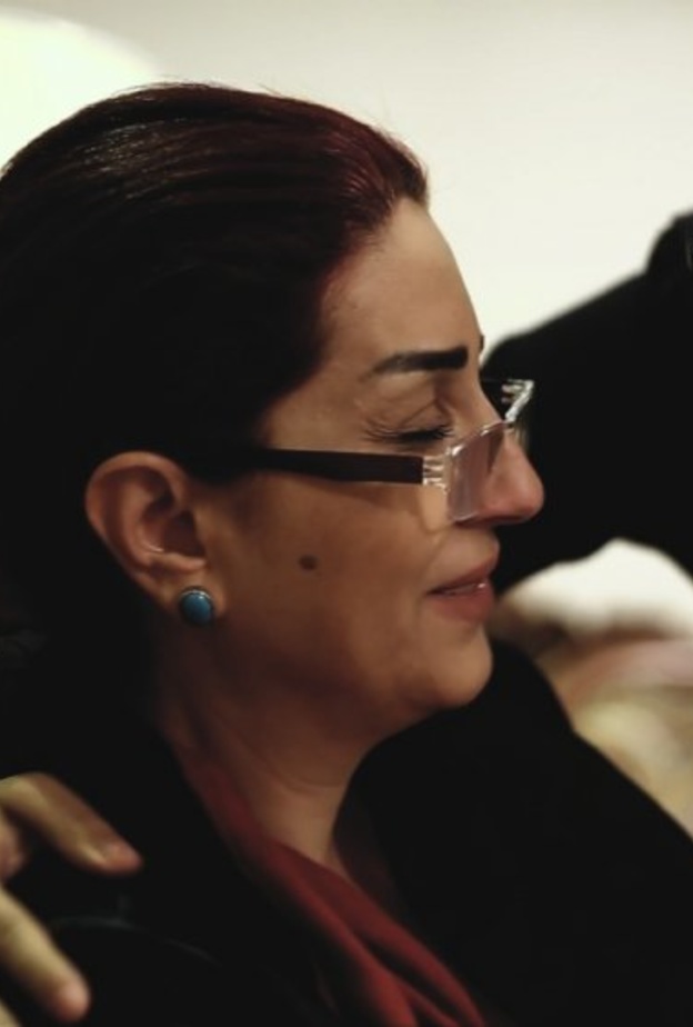 وفاء عامر وابنها