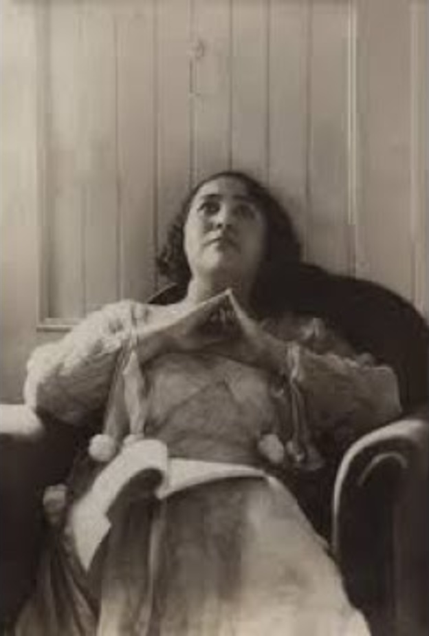 جوجل تحتفل بالأديبة المصرية جميلة العلايلي Gamila El Alaily