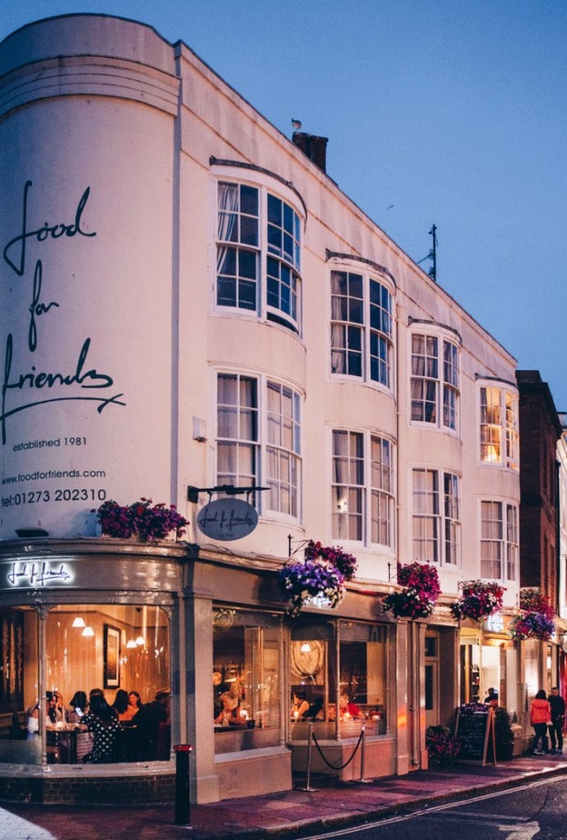 للنباتيين .. إليكم قائمة أفضل المطاعم في بريطانيا