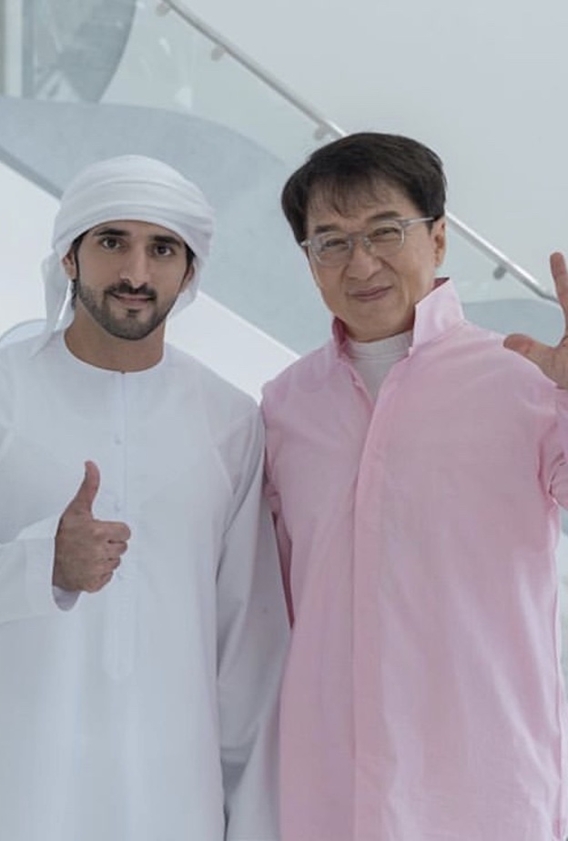 لقاء مميز يجمع النجم جاكي شان بالشيخ حمدان بن محمد خلال زيارته إلى دبي 