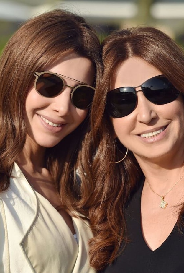 نانسي عجرم وجهت معايدة لوالدتها