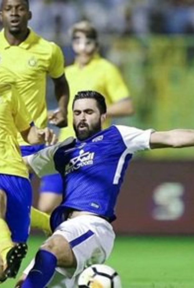 أحد يصارع للبقاء في دوري المحترفين