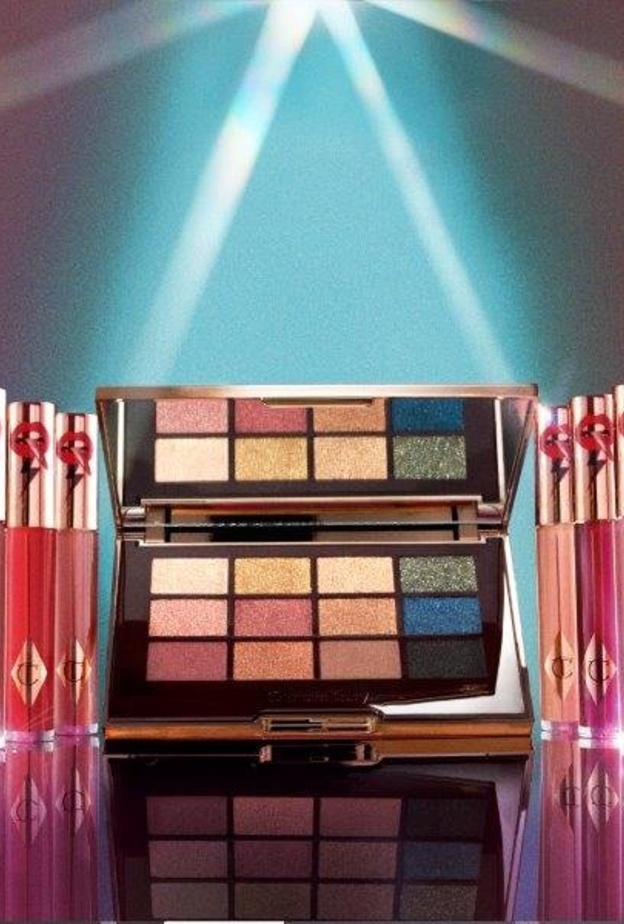 لعيون آسرة وشفاه تخطف القلوب.. تعرفي الى مجموعة The Icons من Charlotte Tilbury