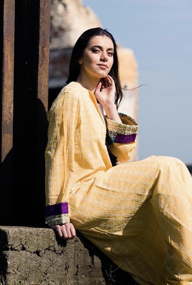 لقاء مع مصممة الأزياء السعودية نورة العبدالكريم صاحبة علامة كرته