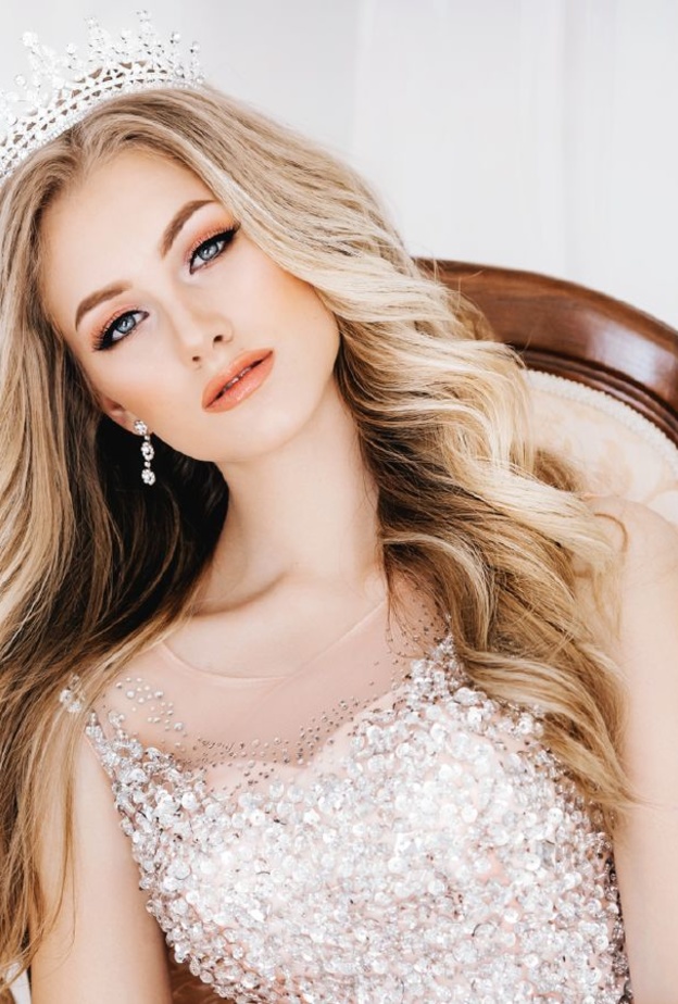 اتبعي خطوات مكياج عرايس لبناني ناعم بالوان ربيع 2019