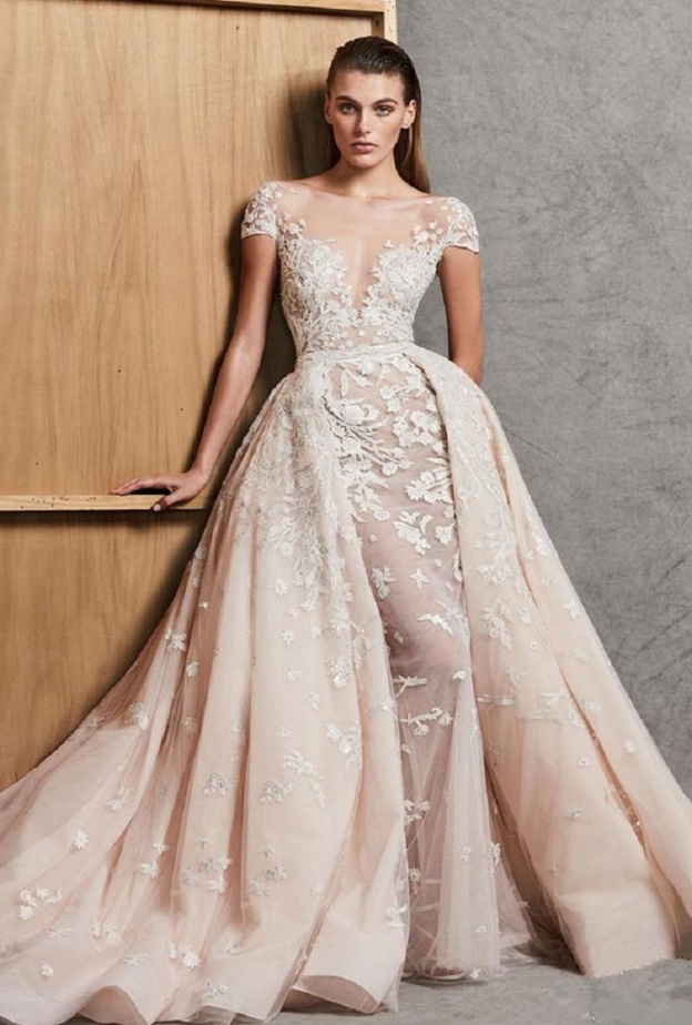 فستان من Oscar de la Renta