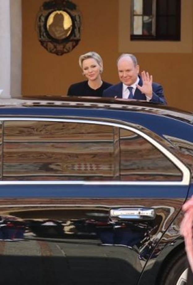 الأمير ألبرت والأميرة تشارلين يستقبلان رئيس الصين