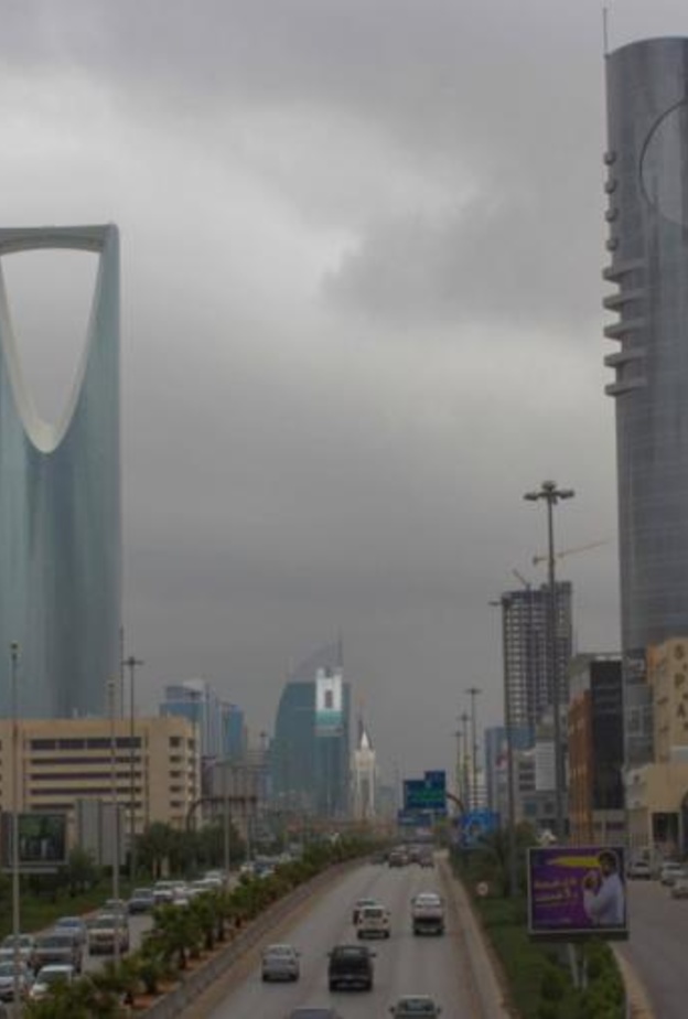 خبير الأرصاد السعودي "الحصيني" ينصح المواطنين بارتداء الملابس الثقيلة خلال الأيام المقبلة