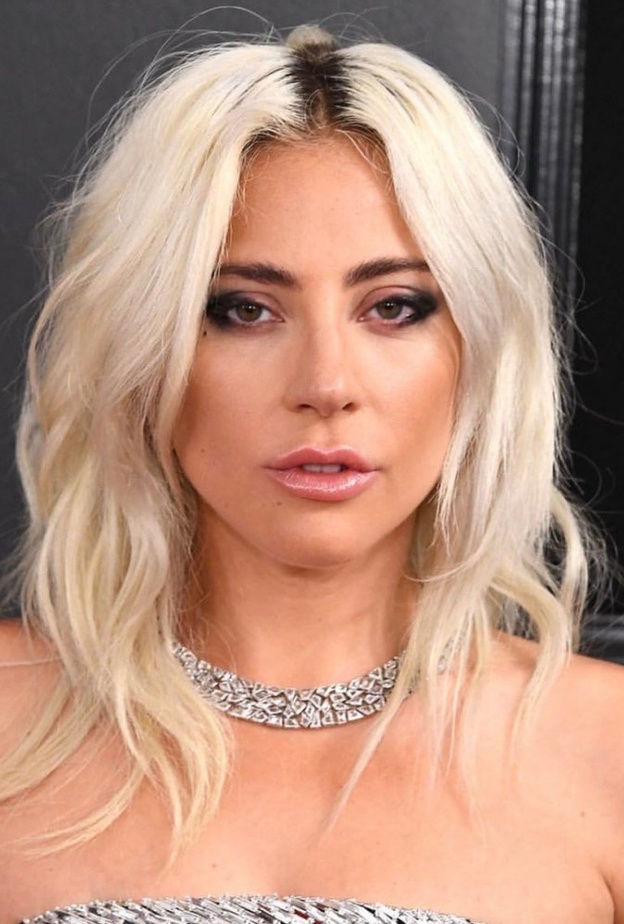 أجمل إطلالات مكياج ليدي غاغا