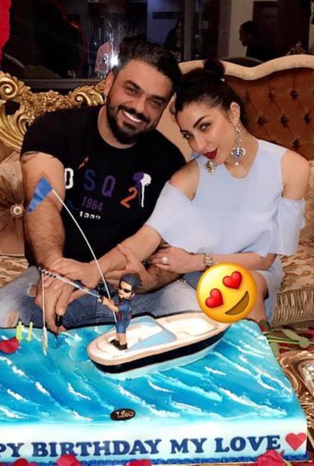 دنيا بطمة وزوجها