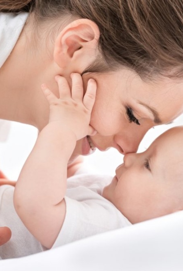 نصائح للأم للتمتع بالأمومة 