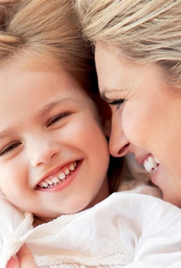 صفات هامة يجب أن تتوافر في الأم لتنجح في تربية أبنائها