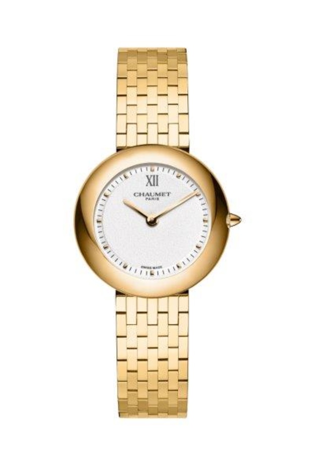 ساعة Boléro موديل صغير الحجم - 30 ملم ذهب أصفر، قرص أبيض ومحبّب مطلي بالفضّة، حركة كوارتز سويسرية، ومشبك ثلاثي الطيّات