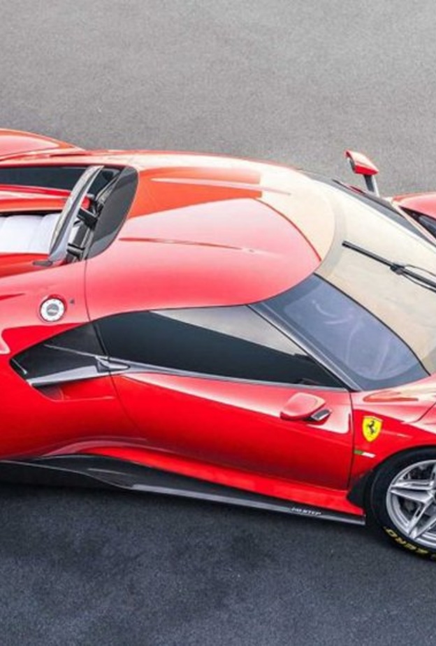 سيارة فيراري بي 80 سي سوبر رياضية