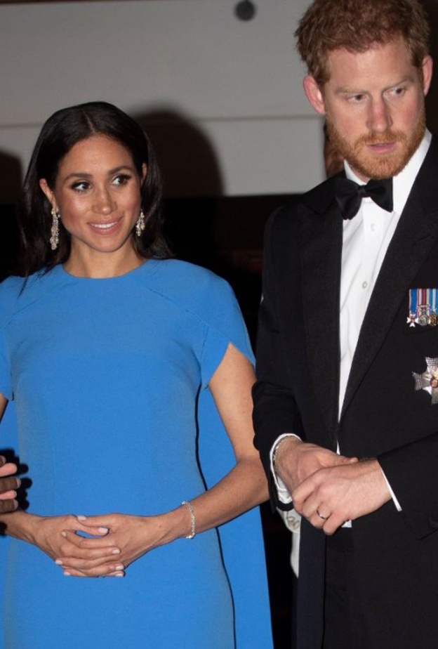 الأمير تشارلز منع ميغان ماركل من ارتداء تاج ملكي في فيجي