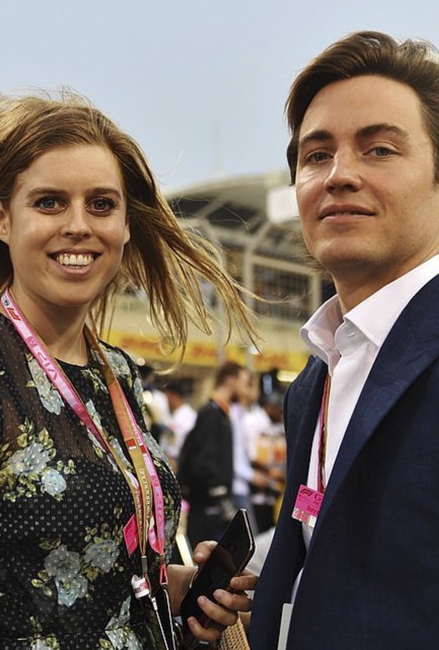 الأميرة بياتريس وصديقها إدواردو مابيلي موزي