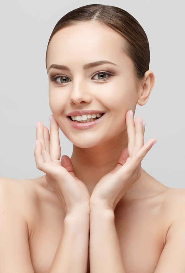 احصلي أيتها العروس على بشرة قاتحة باستخدام هذا الماسك