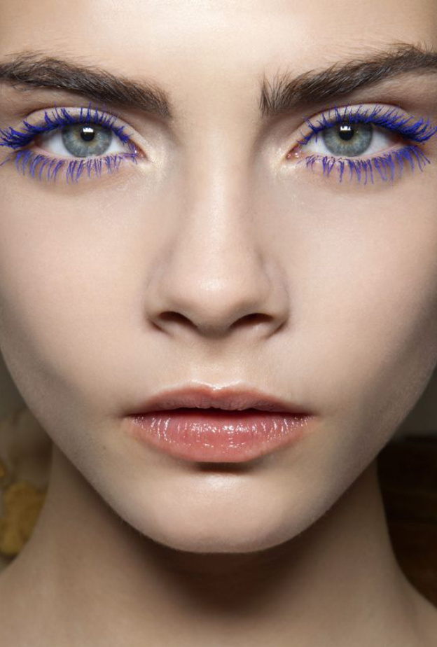 ادمجي ألوان الماسكرا مع بعضها البعض