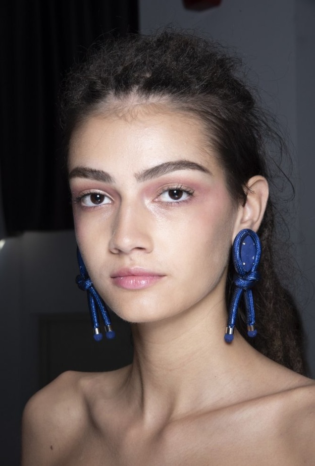  أجدد رسمات ظلال العيون لربيع وصيف 2019