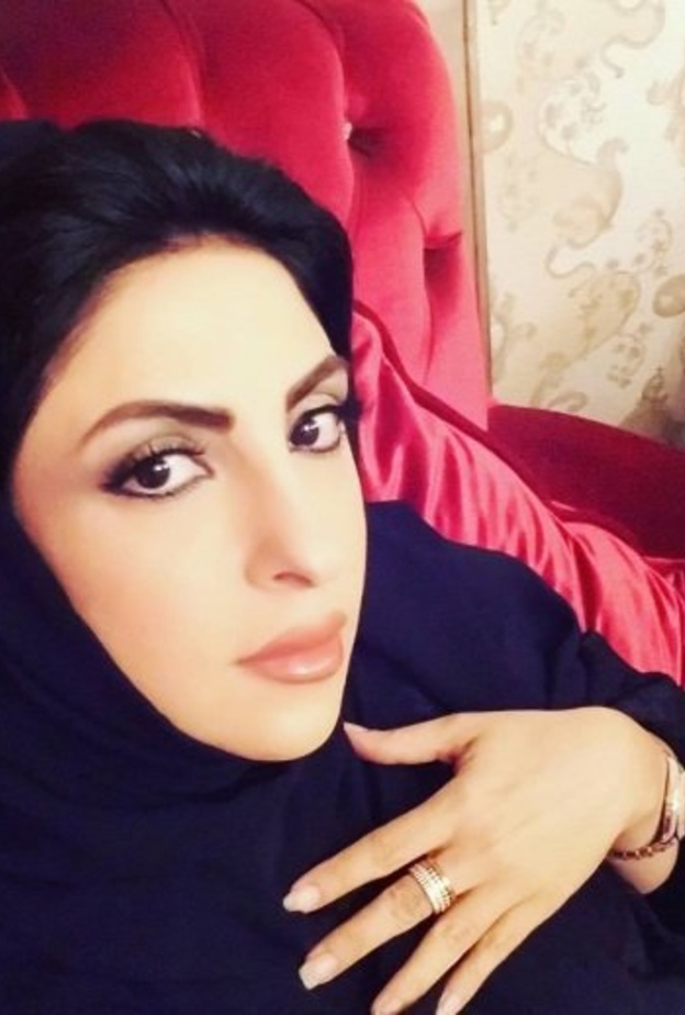 زينب العسكري