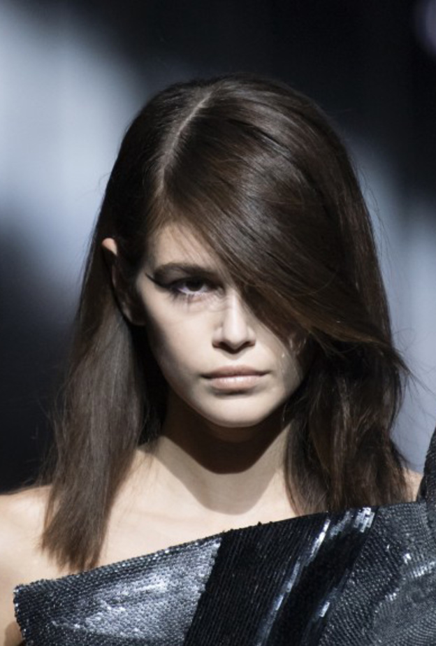 تسريحات الشعر المبلل من Balmain