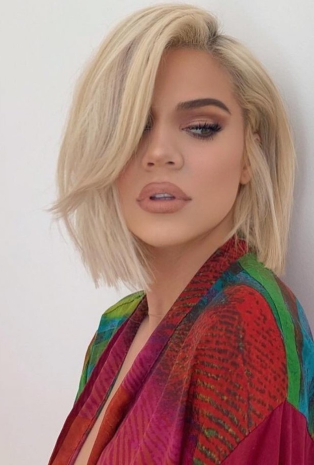 أجدد تسريحات الشعر الأشقر الكاري من وحي Khloe Kardashian