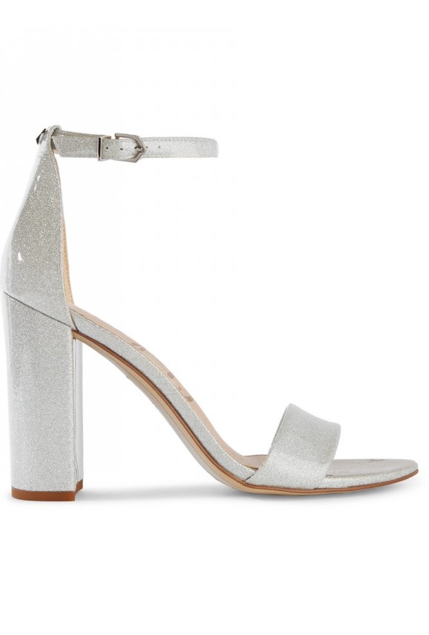 حذاء أبيض كعب عريض من Chloé 