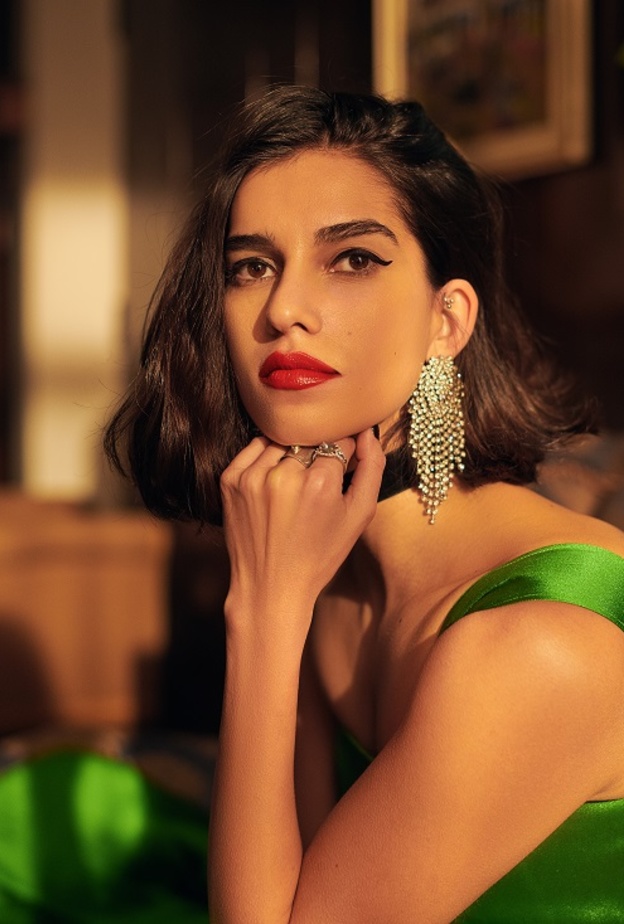 أظهري جمالك الخاص بأسلوب وجوه