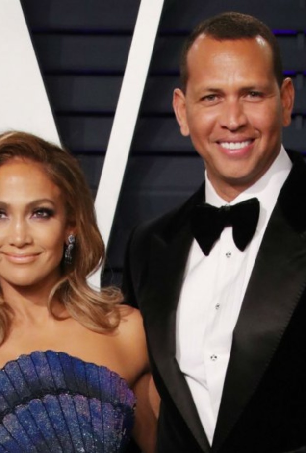 جورج كلوني (George Clooney) أدمن تعاطي الأدوية المسكنة