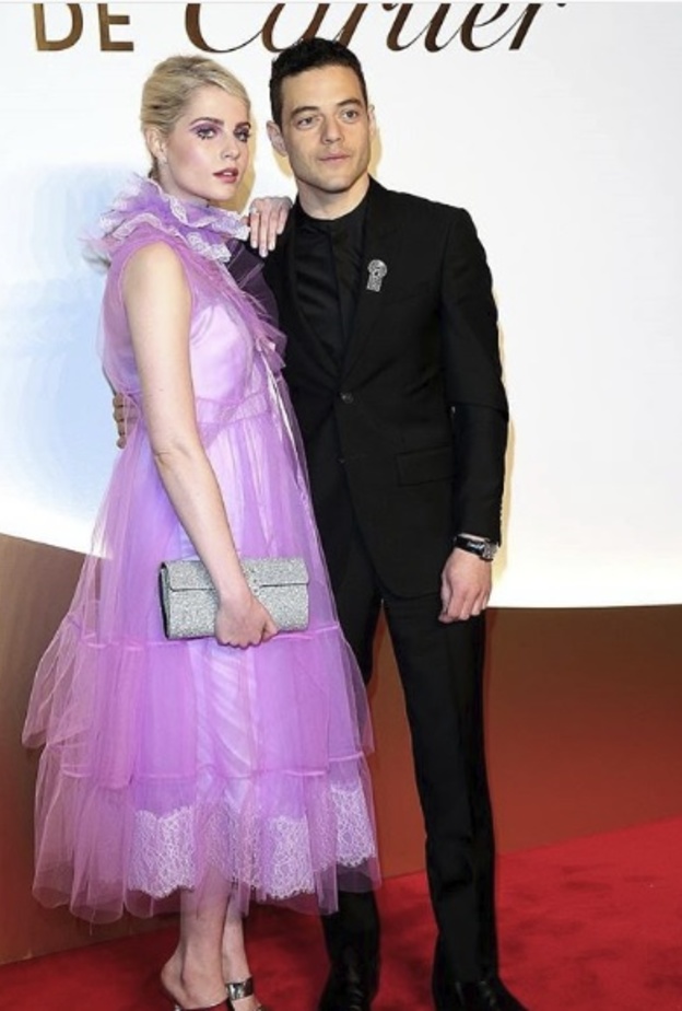 إطلالة مميزة لرامي المالك ولوسي بوينتون في حفل Cartier في باريس