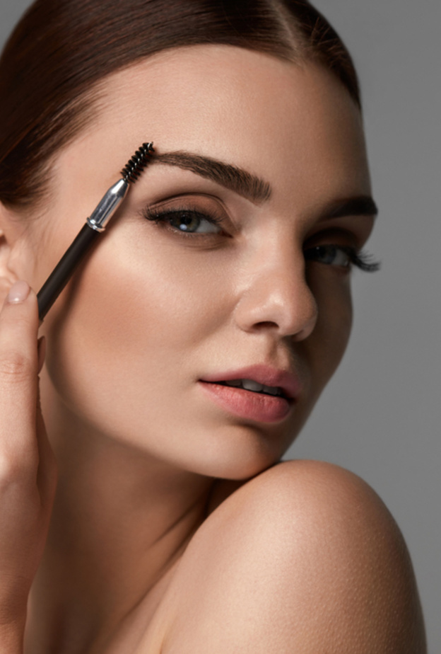 احصلي على أجمل النتائج لحواجبك