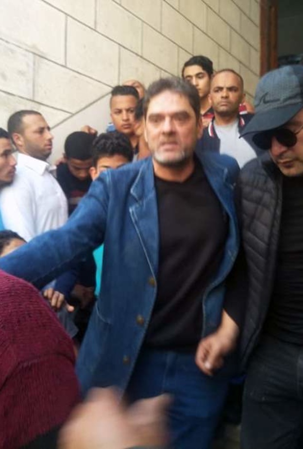 احمد السقا في جنازة محمود الجندي