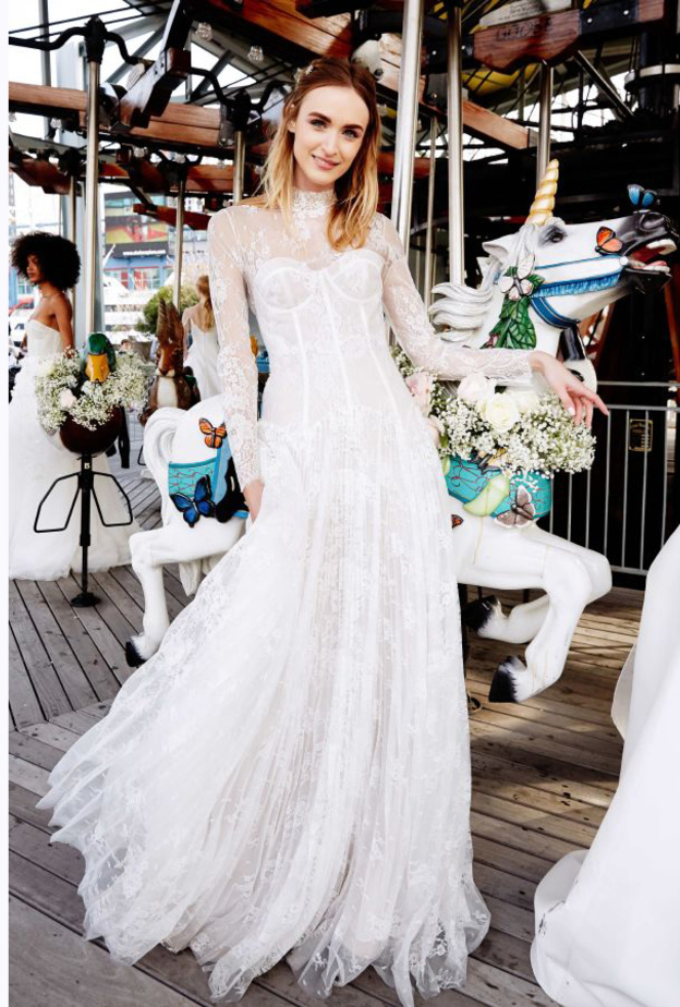 فساتين زفاف ليلا روز Lela Rose من اسبوع الموضة العرائسي صيف 2020