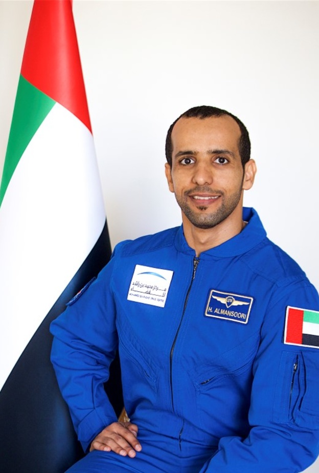 هزاع المنصوري أول رائد فضاء عربي إماراتي يصعد إلى محطة الفضاء الدولية