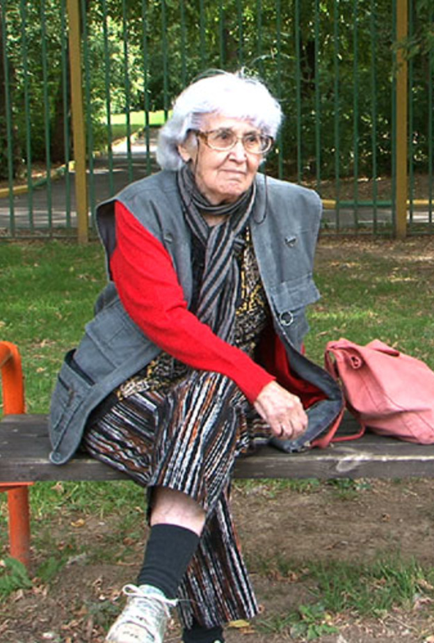 فيلم تأتون من بعيد