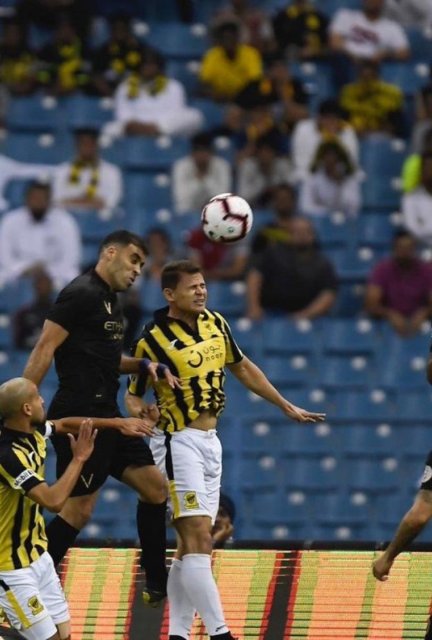 الاتحاد يهزم النصر
