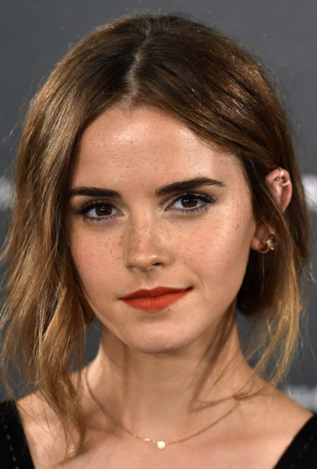 النجمة العالمية الشهيرة إيما واتسون