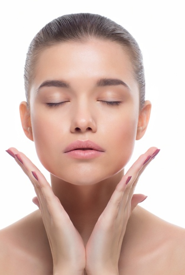 طبقي ماسكات البيض لشد البشرة