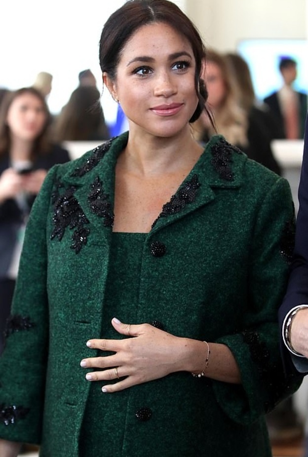 هل كشف دانيال مارتن عن موعد ولادة ميغان ماركل؟