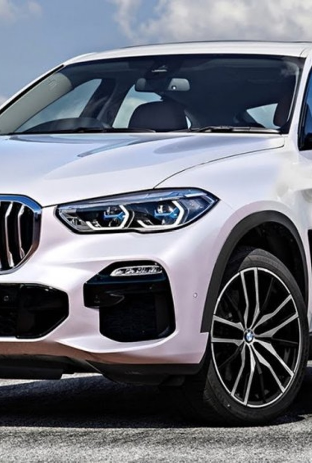 إضافات وكماليا في السيارة بي ام دبليو  X6 2019