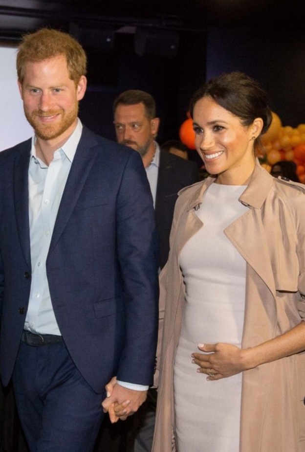  الأمير هاري وزوجته