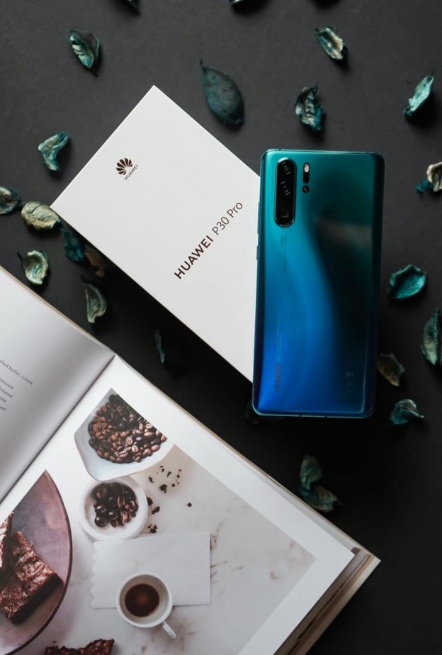 مراجعة الهاتف الذكي HUAWEI P30 Pro: جهاز غني بالمزايا مع كاميرا فائقة الأداء وبطارية قوية
