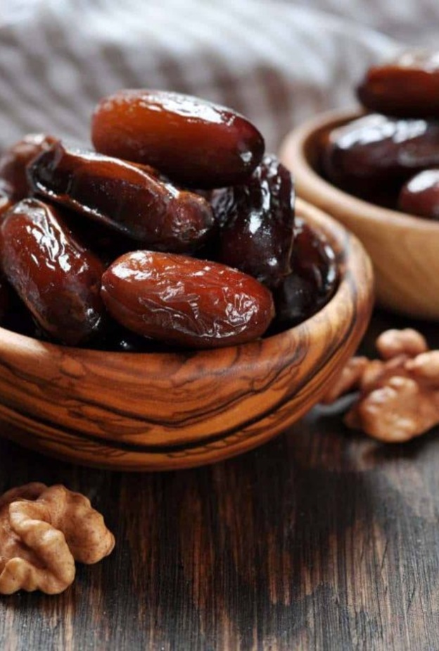 البلح الأسود يمنح الجسم الطاقة في رمضان