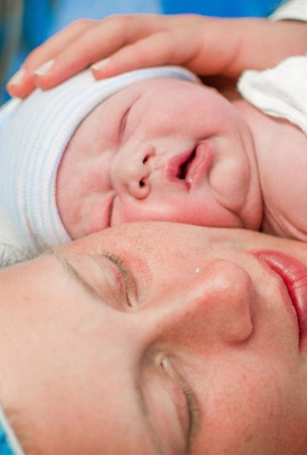 فوائد الولادة الطبيعية للمرأة