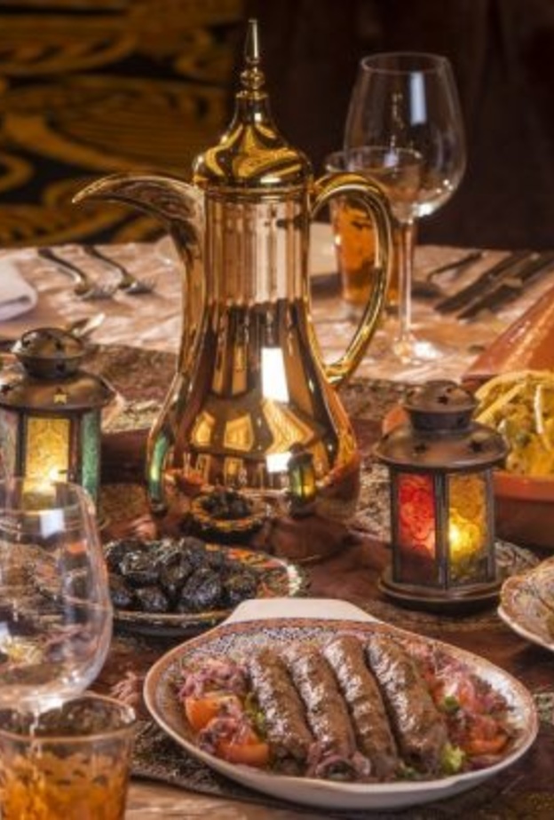 وجبة الإفطار في رمضان يجب أن تكون متنوعة وصحية