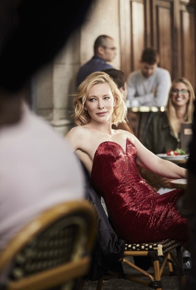 عطر Sì الأيقوني.. للمرأة الحرّة والمستقلة والجريئة