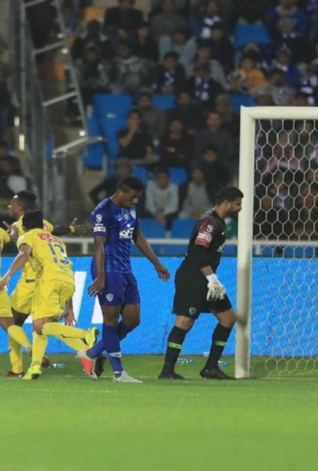 الهلال يرفع شعار الثأر أمام التعاون بعد فضيحة الخمسة