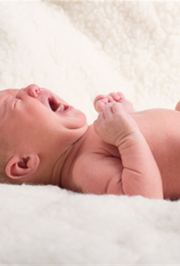 اسباب الفتق السري عند الرضع